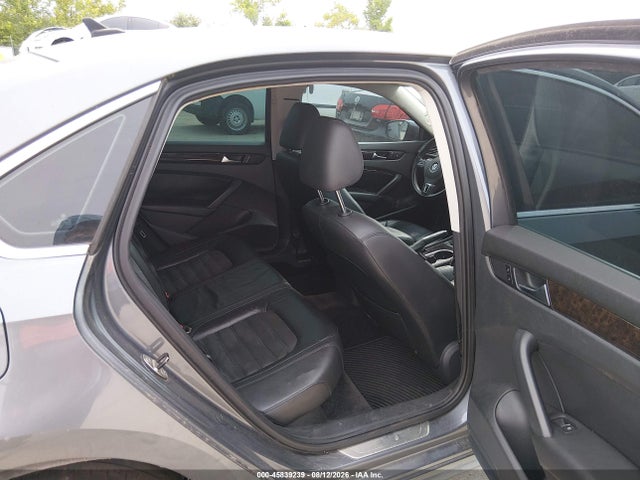 2014 Volkswagen Passat 2.0l Tdi Sel Premium მანქანა იყიდება აუქციონზე, vin: 1VWCN7A30EC076224, აუქციონის ნომერი: 45839239