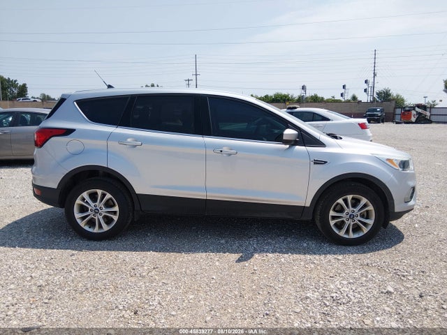 Продаж на аукціоні авто 2019 Ford Escape Se, vin: 1FMCU9GD4KUB89001, номер лоту: 45839277