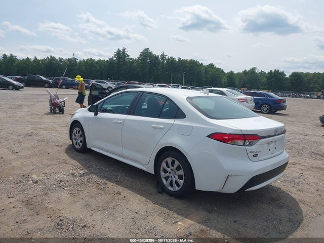 Toyota COROLLA LE 2020 5YFEPRAE0LP142536 Image 3