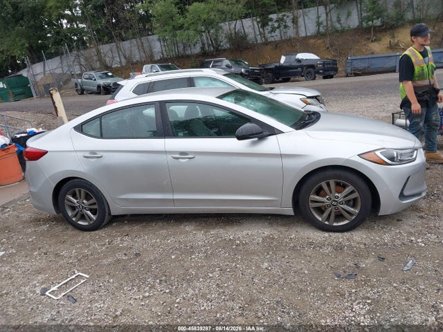 Продажа на аукционе авто 2018 Hyundai Elantra Sel, vin: 5NPD84LF6JH374960, номер лота: 45839287