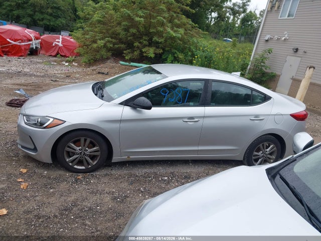 Продажа на аукционе авто 2018 Hyundai Elantra Sel, vin: 5NPD84LF6JH374960, номер лота: 45839287