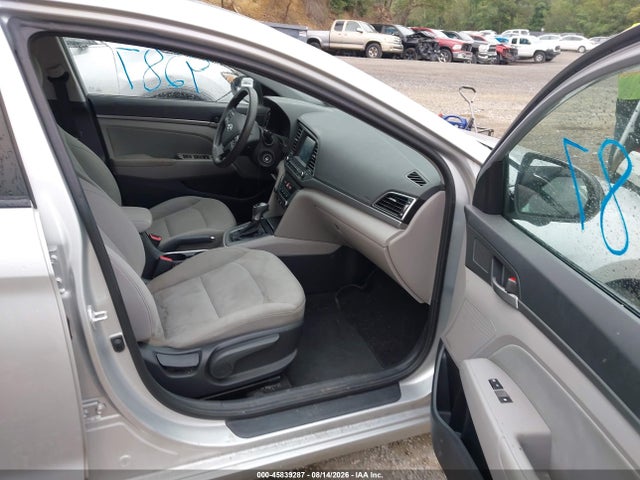 Продажа на аукционе авто 2018 Hyundai Elantra Sel, vin: 5NPD84LF6JH374960, номер лота: 45839287