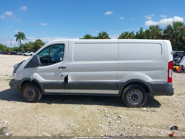 45839289 :رقم المزاد ، 1FTYE1YM1JKA05117 vin ، 2018 Ford Transit-150 مزاد بيع