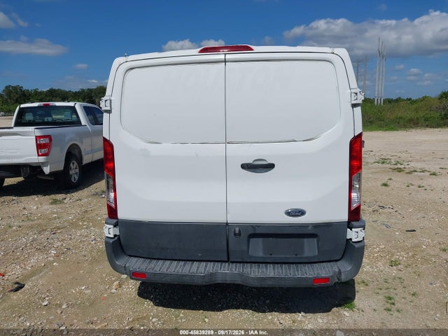 45839289 :رقم المزاد ، 1FTYE1YM1JKA05117 vin ، 2018 Ford Transit-150 مزاد بيع