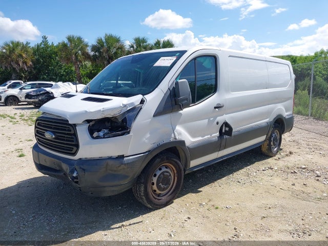 45839289 :رقم المزاد ، 1FTYE1YM1JKA05117 vin ، 2018 Ford Transit-150 مزاد بيع