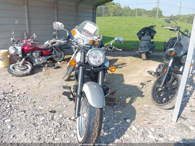 Kawasaki Vn900 E 2024 JKAVN2E17RA002219 Image 5