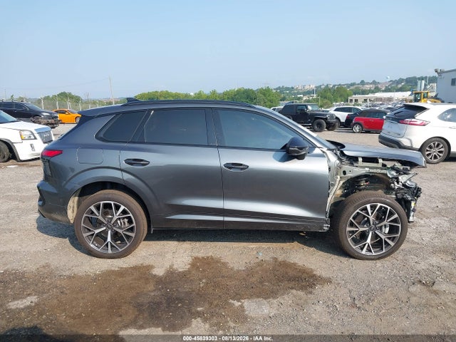 Aukcja sprzedaży 2026 Audi Q3 Tfsi Quattro S Tronic, vin: WA1ABCFJ3T1035253, numer aukcji: 45839303