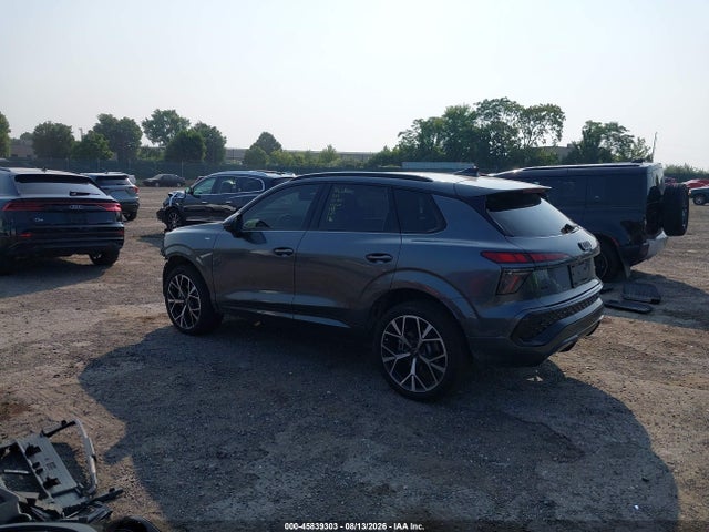 Aukcja sprzedaży 2026 Audi Q3 Tfsi Quattro S Tronic, vin: WA1ABCFJ3T1035253, numer aukcji: 45839303