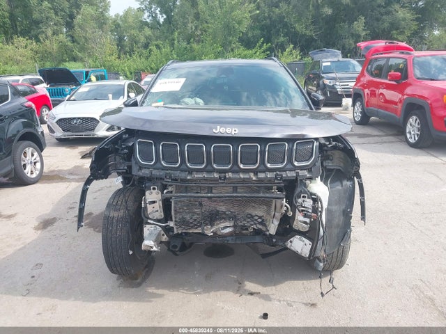45839340 :رقم المزاد ، 3C4NJDBBXNT203156 vin ، 2022 Jeep Compass Latitude 4x4 مزاد بيع