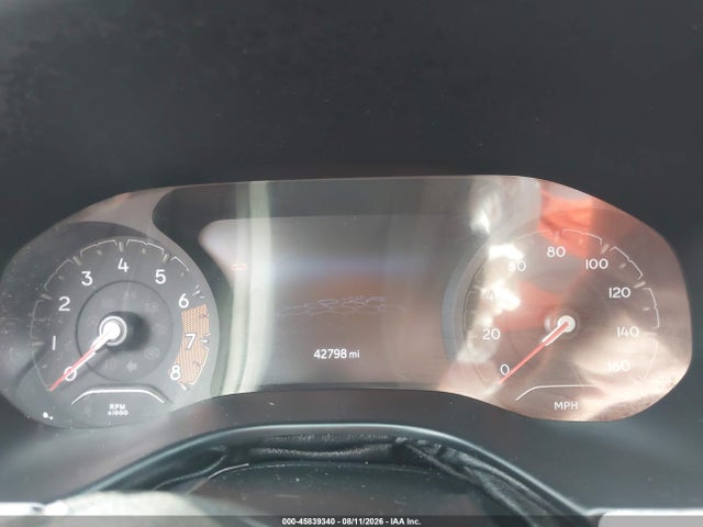 45839340 :رقم المزاد ، 3C4NJDBBXNT203156 vin ، 2022 Jeep Compass Latitude 4x4 مزاد بيع