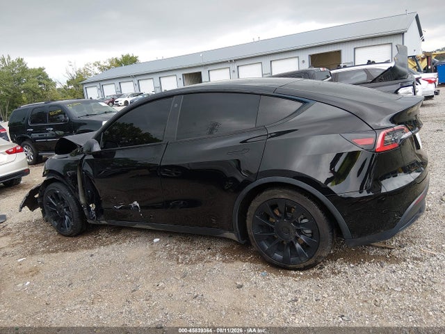 2021 Tesla Model Y Long Range Dual Motor All-wheel Drive მანქანა იყიდება აუქციონზე, vin: 5YJYGDEE2MF130606, აუქციონის ნომერი: 45839364