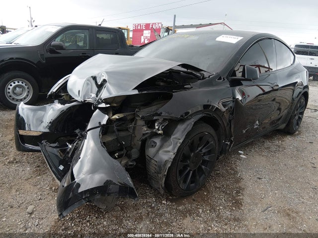 2021 Tesla Model Y Long Range Dual Motor All-wheel Drive მანქანა იყიდება აუქციონზე, vin: 5YJYGDEE2MF130606, აუქციონის ნომერი: 45839364