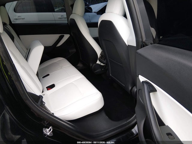 2021 Tesla Model Y Long Range Dual Motor All-wheel Drive მანქანა იყიდება აუქციონზე, vin: 5YJYGDEE2MF130606, აუქციონის ნომერი: 45839364
