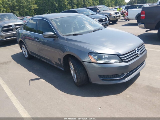 2015 Volkswagen Passat 1.8t Se მანქანა იყიდება აუქციონზე, vin: 1VWBT7A31FC014110, აუქციონის ნომერი: 45839388