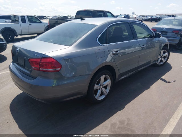2015 Volkswagen Passat 1.8t Se მანქანა იყიდება აუქციონზე, vin: 1VWBT7A31FC014110, აუქციონის ნომერი: 45839388