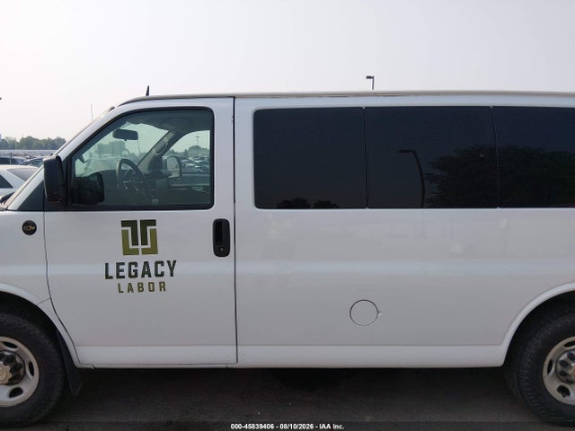 1GAZGYFG0E1202885 Chevrolet Express 3500 Lt