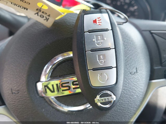 JN8AT2MT1HW393371 Nissan ROGUE SV