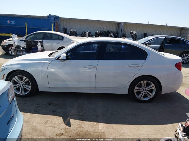 2017 Bmw 330i მანქანა იყიდება აუქციონზე, vin: WBA8B9C54HK676134, აუქციონის ნომერი: 45839536