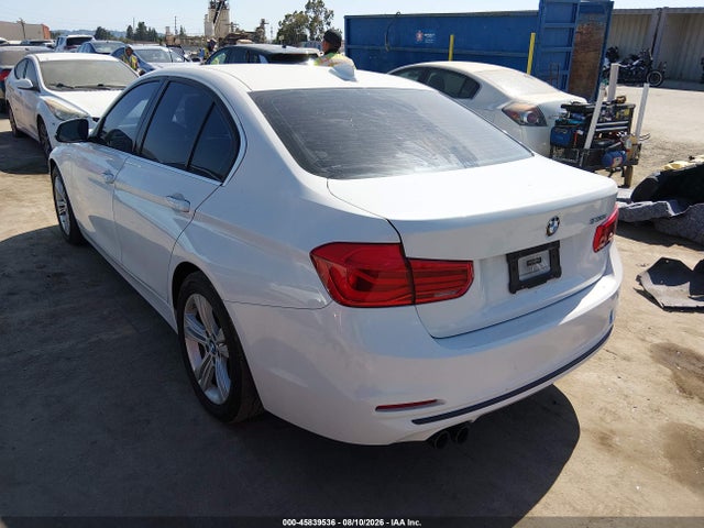 2017 Bmw 330i მანქანა იყიდება აუქციონზე, vin: WBA8B9C54HK676134, აუქციონის ნომერი: 45839536