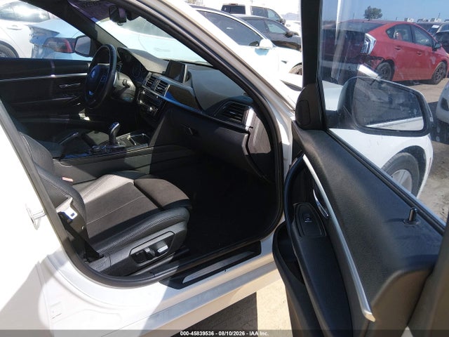 2017 Bmw 330i მანქანა იყიდება აუქციონზე, vin: WBA8B9C54HK676134, აუქციონის ნომერი: 45839536