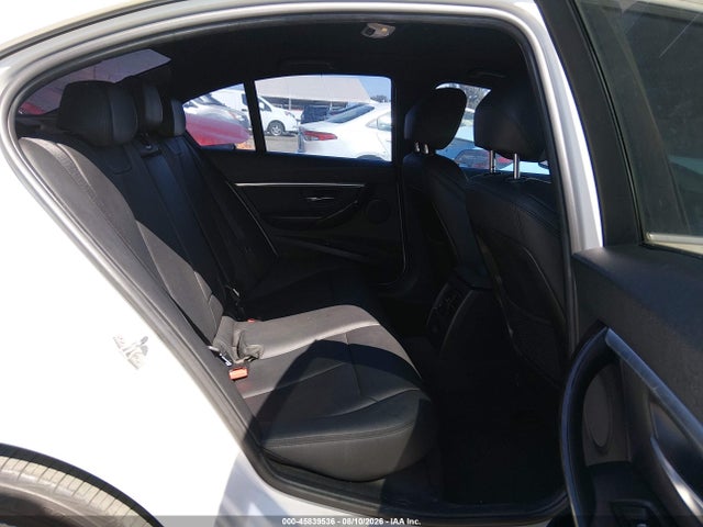 2017 Bmw 330i მანქანა იყიდება აუქციონზე, vin: WBA8B9C54HK676134, აუქციონის ნომერი: 45839536