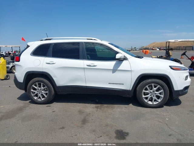 45839563 :رقم المزاد ، 1C4PJMCS2GW326938 vin ، 2016 Jeep Cherokee Latitude مزاد بيع
