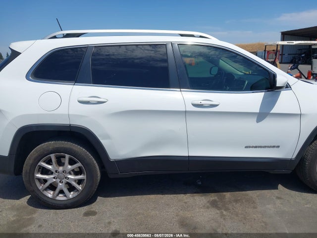 45839563 :رقم المزاد ، 1C4PJMCS2GW326938 vin ، 2016 Jeep Cherokee Latitude مزاد بيع