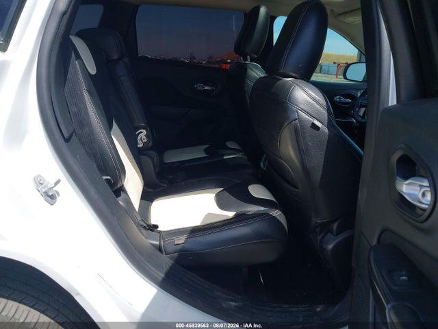 45839563 :رقم المزاد ، 1C4PJMCS2GW326938 vin ، 2016 Jeep Cherokee Latitude مزاد بيع