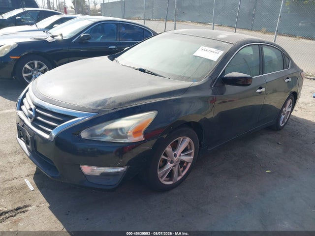 Nissan Altima 2.5 S 2015 1N4AL3AP4FN323039 Image 2
