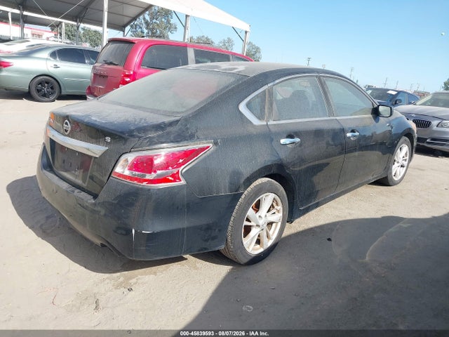 Nissan Altima 2.5 S 2015 1N4AL3AP4FN323039 Image 4