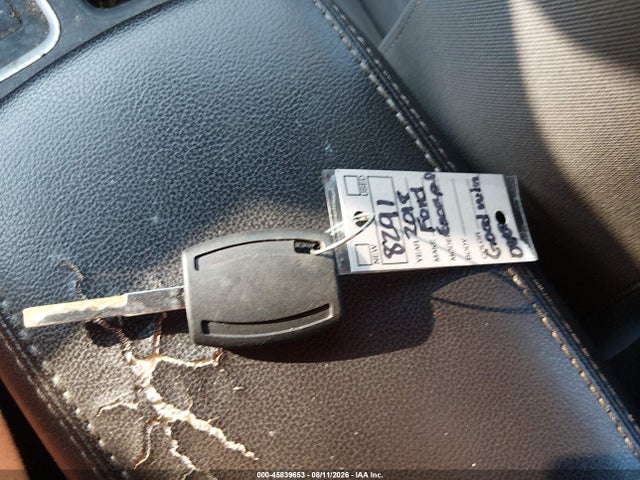 Продажа на аукционе авто 2018 Ford Escape S, vin: 1FMCU0F74JUA88630, номер лота: 45839653