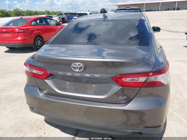 45839683 :رقم المزاد ، 4T1B11HK7KU813151 vin ، 2019 Toyota Camry Le مزاد بيع