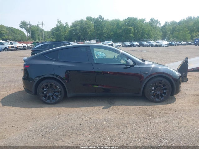 Продажа на аукционе авто 2021 Tesla Model Y Long Range Dual Motor All-wheel Drive, vin: 5YJYGAEE2MF293710, номер лота: 45839754