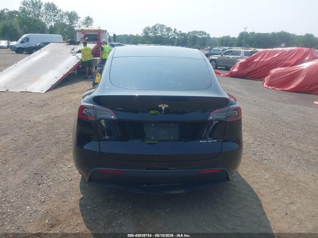 Продажа на аукционе авто 2021 Tesla Model Y Long Range Dual Motor All-wheel Drive, vin: 5YJYGAEE2MF293710, номер лота: 45839754
