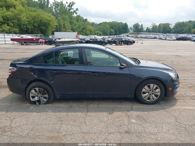 Aukcja sprzedaży 2015 Chevrolet Cruze Ls Auto, vin: 1G1PA5SH2F7275325, numer aukcji: 45839777