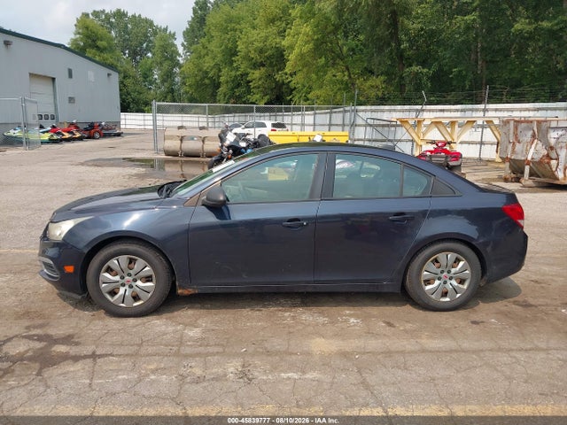 Aukcja sprzedaży 2015 Chevrolet Cruze Ls Auto, vin: 1G1PA5SH2F7275325, numer aukcji: 45839777