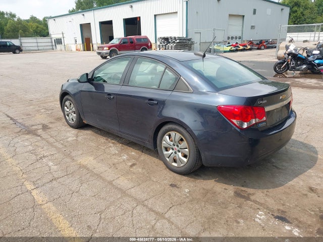 Aukcja sprzedaży 2015 Chevrolet Cruze Ls Auto, vin: 1G1PA5SH2F7275325, numer aukcji: 45839777