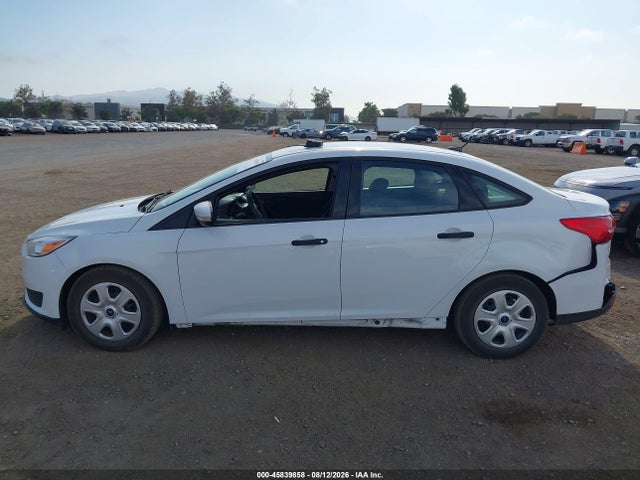 Ford FOCUS S 2018 1FADP3E28JL278885 Image 14