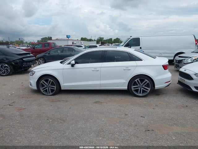 Aukcja sprzedaży 2019 Audi A3 40 Premium, vin: WAUAUGFF2K1010584, numer aukcji: 45839868