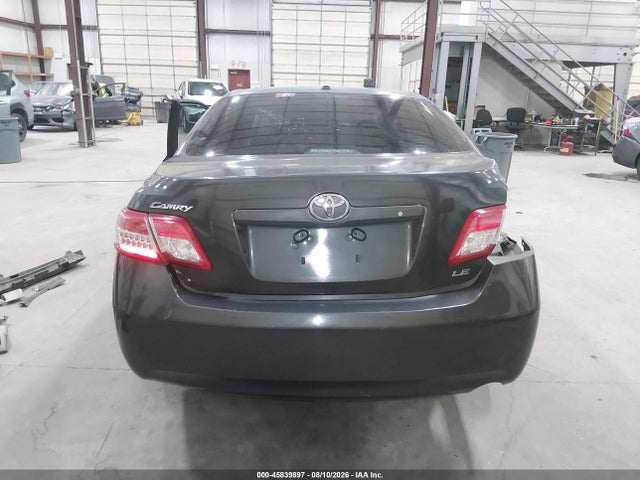 45839897 :رقم المزاد ، 4T1BF3EK3BU613434 vin ، 2011 Toyota Camry Le مزاد بيع