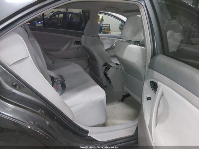 45839897 :رقم المزاد ، 4T1BF3EK3BU613434 vin ، 2011 Toyota Camry Le مزاد بيع