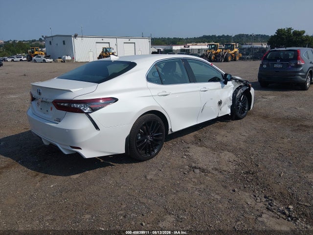 Продаж на аукціоні авто 2022 Toyota Camry Xse Hybrid, vin: 4T1K31AK7NU591185, номер лоту: 45839911