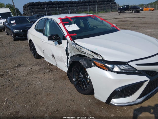 Продаж на аукціоні авто 2022 Toyota Camry Xse Hybrid, vin: 4T1K31AK7NU591185, номер лоту: 45839911