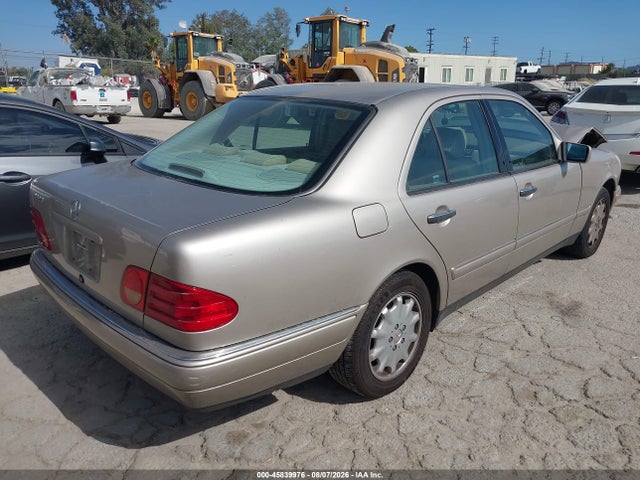 45839976 :رقم المزاد ، WDBJF65H4XA835090 vin ، 1999 Mercedes-benz E 320 مزاد بيع