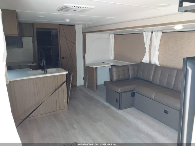 Продажа на аукционе авто 2025 Forest River Wildwood 27rk, vin: 4X4TWDC26SA281910, номер лота: 45840001