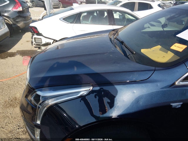 45840093 :رقم المزاد ، 1GYKNDRS0HZ274323 vin ، 2017 Cadillac Xt5 Luxury مزاد بيع
