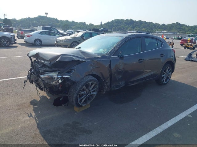 Продаж на аукціоні авто 2018 Mazda Mazda3 Grand Touring, vin: 3MZBN1M3XJM165392, номер лоту: 45840096