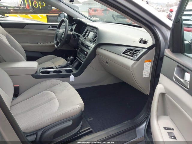 Продаж на аукціоні авто 2016 Hyundai Sonata Hybrid Se, vin: KMHE24L10GA038548, номер лоту: 45840113
