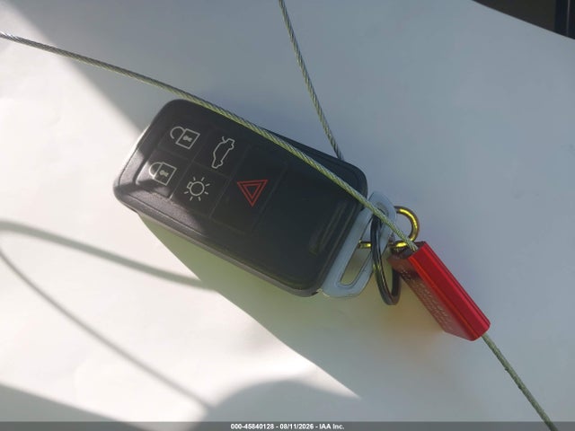 45840128 :رقم المزاد ، YV4902RK8F2631046 vin ، 2015 Volvo Xc60 T6 مزاد بيع