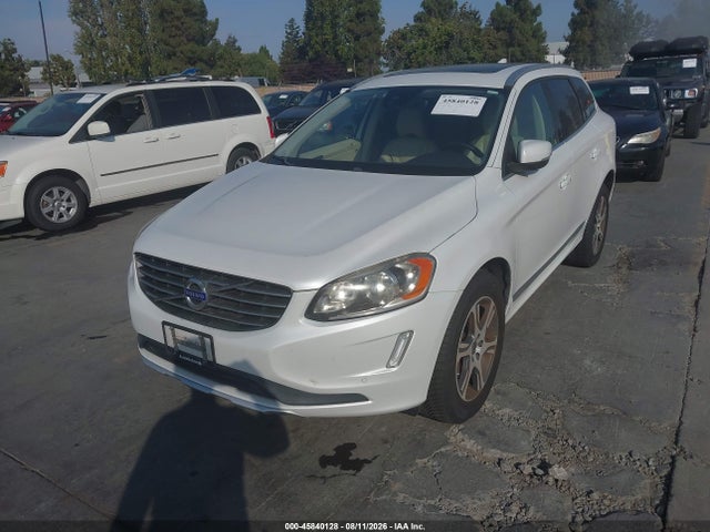 45840128 :رقم المزاد ، YV4902RK8F2631046 vin ، 2015 Volvo Xc60 T6 مزاد بيع
